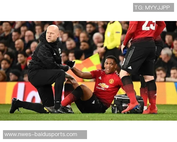 伤兵满营主帅也无奈雅尼斯：只能双手合十祈祷