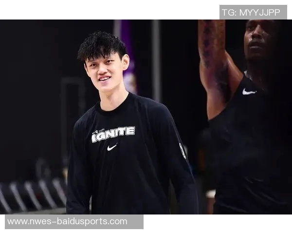 曾凡博首次亮相首钢队公开课：天赋、人气、脚踏实地